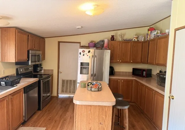 Photo 2 of Sale Pending at 11377 Husband Rd, Marion, IL 62959 | MLS# 12725513 | Listing updated on 2026-09-21
