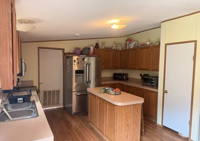 Photo 3 of Sale Pending at 11377 Husband Rd, Marion, IL 62959 | MLS# 12725513 | Listing updated on 2026-09-21