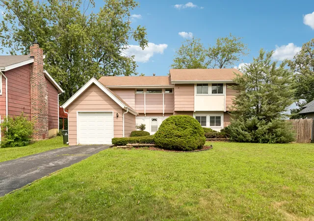 Photo 1 of Single family home for sale at 3212 Charlemagne Ave, Hazel Crest, IL 60429 | MLS# 12725578 | Listing updated on 2026-09-28