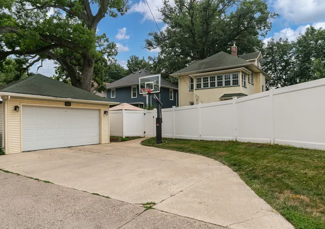 Photo 2 of Sale Pending at 2515 20th Avenue, Rock Island, IL 61201 | MLS# 12725620 | Listing updated on 2026-09-09