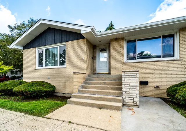 Photo 2 of Single family home for sale at 3045 S 48th Court, Cicero, IL 60804 | MLS# 12725628 | Listing updated on 2026-09-14
