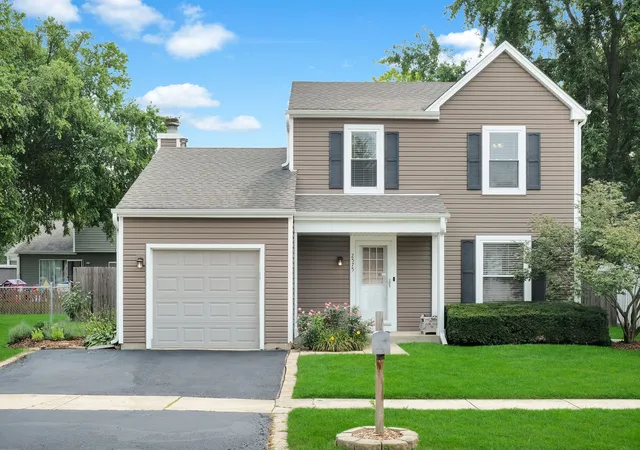 Single family home for sale at 2575 Prairieview Ln N, Aurora, IL 60504 | MLS# 12725632