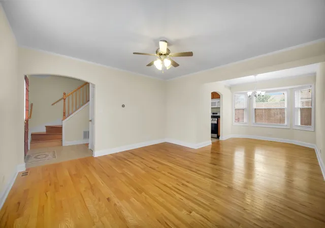 Photo 4 of Single family home for sale at 2575 Prairieview Ln N, Aurora, IL 60504 | MLS# 12725632 | Listing updated on 2026-09-25