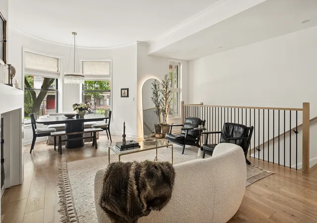 Photo 3 of Sale Pending at 1510 N Dearborn Pkwy #102, Chicago, IL 60610 | MLS# 12725870 | Listing updated on 2026-10-03