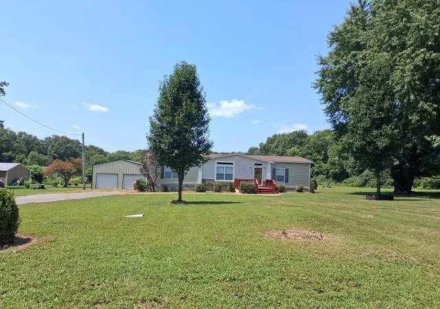 Photo 1 of Single family home for sale at 2559 Orient Rd, West Frankfort, IL 62896 | MLS# 12725885 | Listing updated on 2026-09-11