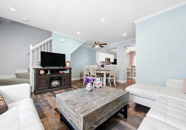 Photo 4 of Sale Pending at 1639 Liberty St, Hanover Park, IL 60133 | MLS# 12725960 | Listing updated on 2026-09-14