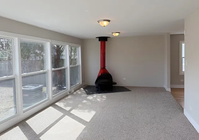 Photo 3 of Single family home for sale at 2052 Collett Ln, Flossmoor, IL 60422 | MLS# 12726293 | Listing updated on 2026-09-14