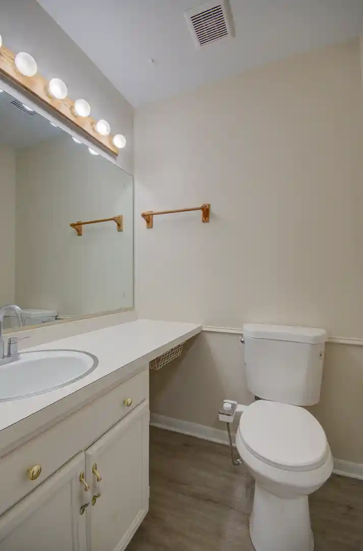 Listing Photo 19 - Condo for sale in 4 W Millstone Ct located at 4 W Millstone Ct, Palos Hills, IL 60465 - Unit 4 W Millstone Ct