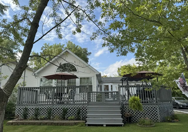 Single family home for sale at 184 Eon Ln, Wilmington, IL 60481 | MLS# 12726798