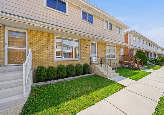 Photo 1 of Townhouse for sale at 9837 Garden Ct, Schiller Park, IL 60176 | MLS# 12726855 | Listing updated on 2026-10-05