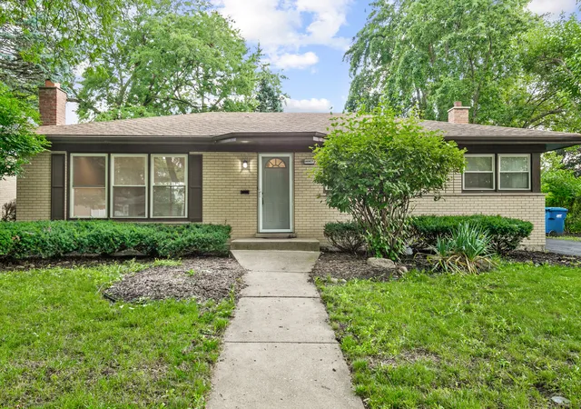 Single family home for sale at 16927 Langley Ave, South Holland, IL 60473 | MLS# 12727293