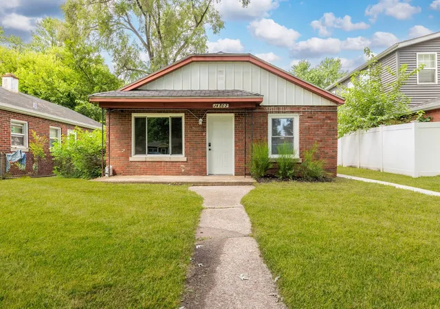 Photo 1 of Single family home for sale at 14802 Oak St, Dolton, IL 60419 | MLS# 12727569 | Listing updated on 2026-09-23