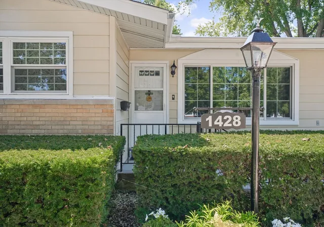 Photo 3 of Single family home for sale at 1428 Gleason Dr, Rantoul, IL 61866 | MLS# 12727753 | Listing updated on 2026-09-11