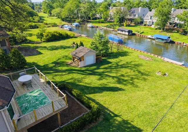 Photo 2 of Single family home for sale at 26811 N Oakdale Ln, Mundelein, IL 60060 | MLS# 12727786 | Listing updated on 2026-09-15