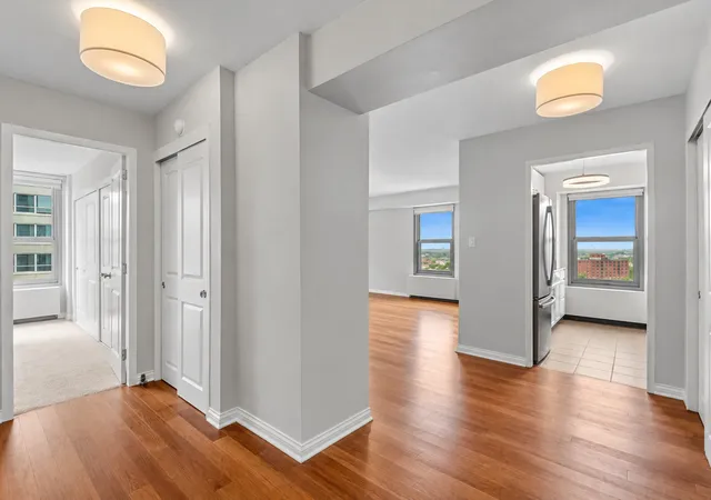 Photo 3 of Condo for sale at 3600 N Lake Shore Dr #1211, Chicago, IL 60613 | MLS# 12727885 | Listing updated on 2026-09-22