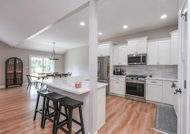 Photo 2 of Single family home for sale at 3172 Sun Valley Dr, Kankakee, IL 60901 | MLS# 12728001 | Listing updated on 2026-10-02
