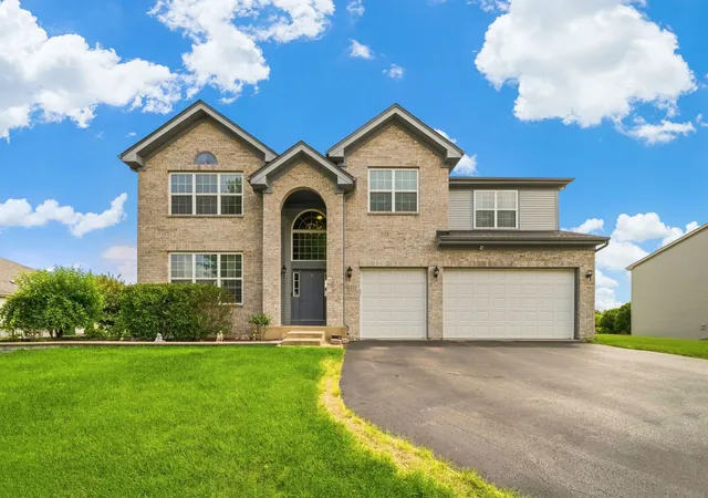Photo 1 of Single family home for sale at 6717 Waterford Dr, Mc Henry, IL 60050 | MLS# 12728727 | Listing updated on 2026-09-10