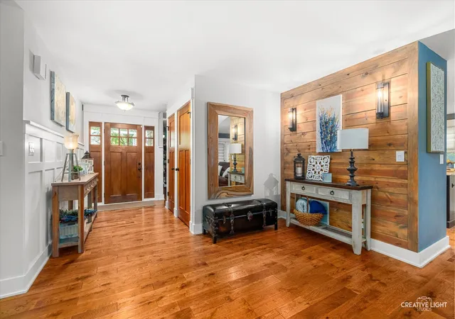 Photo 2 of Single family home for sale at 215 Chasse Cir, St. Charles, IL 60174 | MLS# 12729132 | Listing updated on 2026-09-11