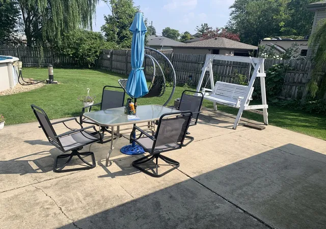 Photo 4 of Single family home for sale at 7040 W 82nd Street, Burbank, IL 60459 | MLS# 12729968 | Listing updated on 2026-09-13