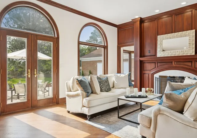 Photo 2 of Mansion for sale at 2430 Dorina Dr, Northfield, IL 60093 | MLS# 12730085 | Listing updated on 2026-09-09