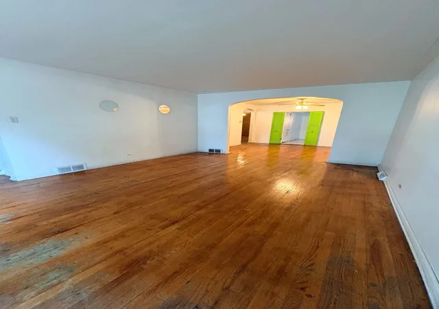 Photo 3 of Single family home for sale at 10775 S Peoria St, Chicago, IL 60643 | MLS# 12730717 | Listing updated on 2026-09-11