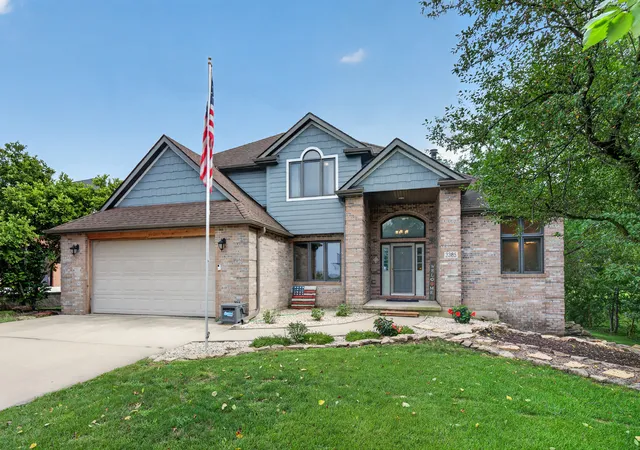 Photo 1 of Single family home for sale at 3385 W Nettle Crk Dr, Morris, IL 60450 | MLS# 12730765 | Listing updated on 2026-09-18