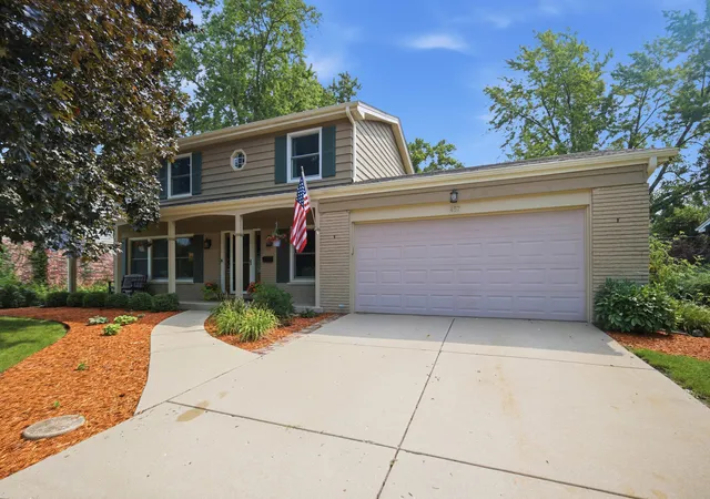 Photo 1 of Single family home for sale at 457 N Stark Dr, Palatine, IL 60074 | MLS# 12730925 | Listing updated on 2026-09-11