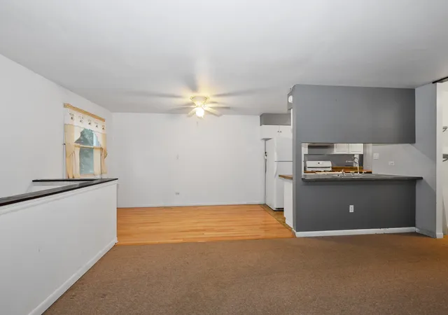 Photo 2 of Condo for sale at 2525 Cedar Glen Dr #1, Lynwood, IL 60411 | MLS# 12731177 | Listing updated on 2026-09-14