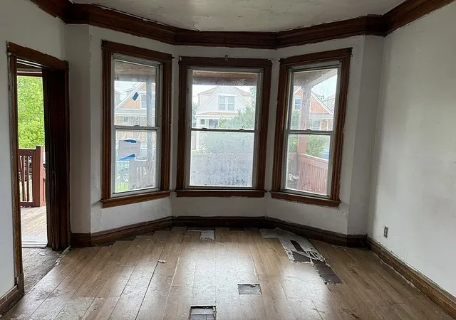 Photo 3 of Sale Pending at 6610 S Oakley Ave, Chicago, IL 60636 | MLS# 12731694 | Listing updated on 2026-09-14