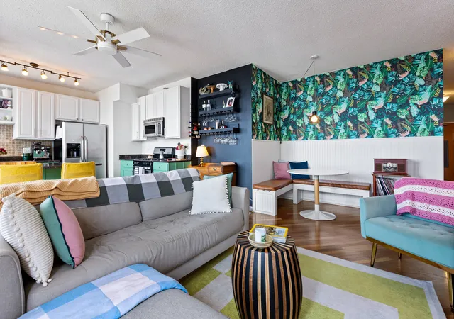 Photo 3 of Sale Pending at 1717 S Prairie Ave #2004, Chicago, IL 60616 | MLS# 12731703 | Listing updated on 2026-09-15