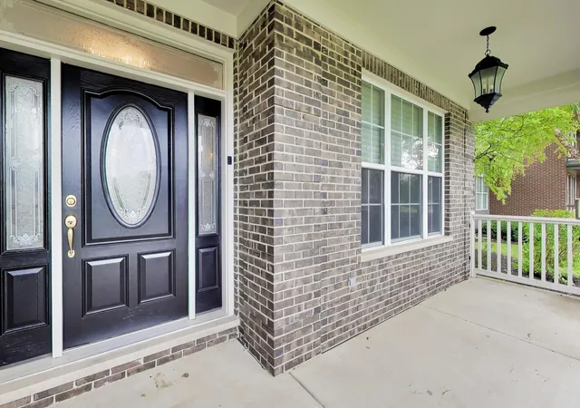Photo 2 of Single family home for sale at 2587 Chestnut Ave, Glenview, IL 60026 | MLS# 12732393 | Listing updated on 2026-09-15