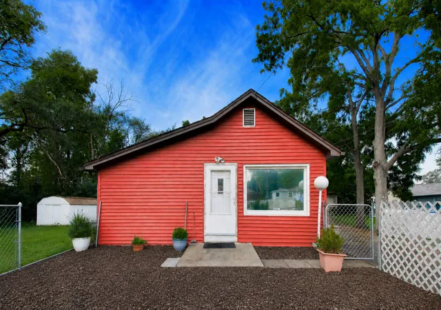 Photo 1 of Single family home for sale at 1355 Pleasant Pl, Montgomery, IL 60538 | MLS# 12732850 | Listing updated on 2026-09-09