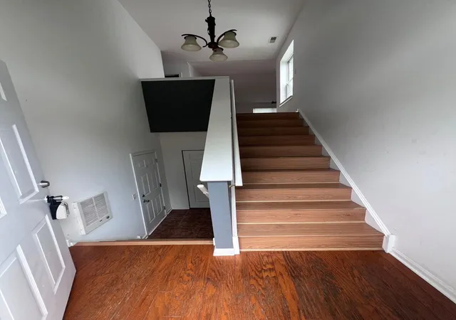 Photo 3 of Townhouse for sale at 1429 Meadowsedge Ln #1429, Carpentersville, IL 60110 | MLS# 12733051 | Listing updated on 2026-10-02