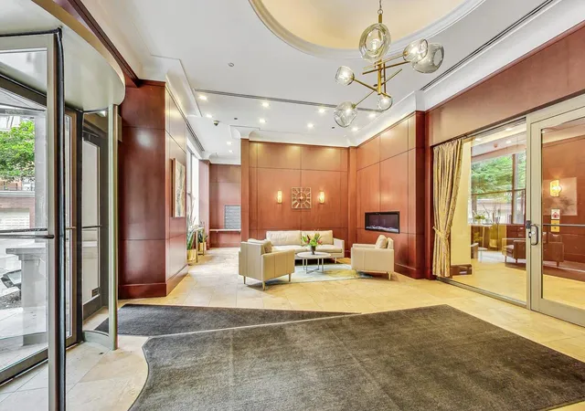 Photo 2 of Condo for sale at 1335 S Prairie Ave #1702, Chicago, IL 60605 | MLS# 12733155 | Listing updated on 2026-09-29