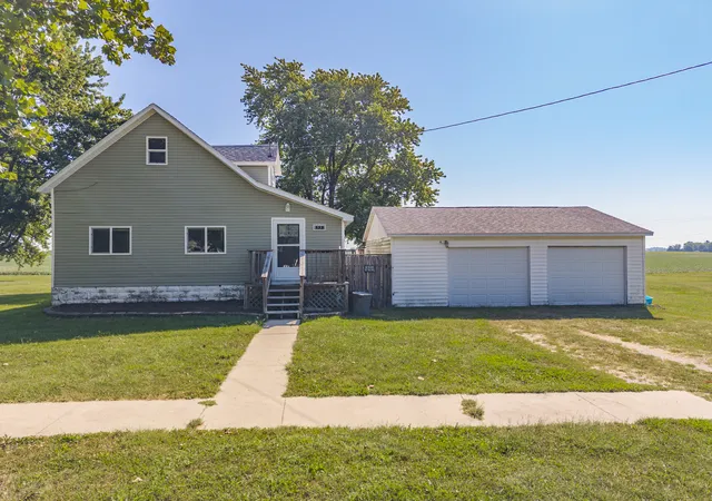 Photo 1 of Single family home for sale at 55 Maple St, Saunemin, IL 61769 | MLS# 12733156 | Listing updated on 2026-09-15