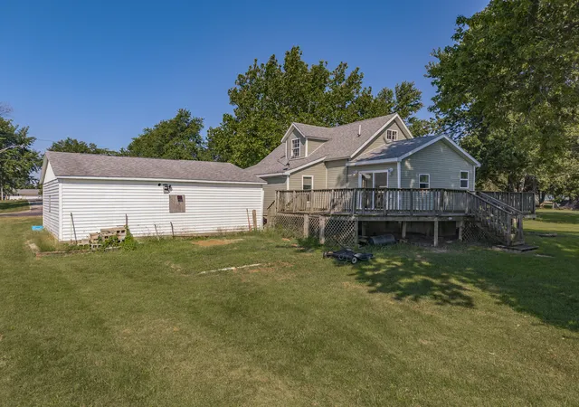 Photo 3 of Single family home for sale at 55 Maple St, Saunemin, IL 61769 | MLS# 12733156 | Listing updated on 2026-09-15