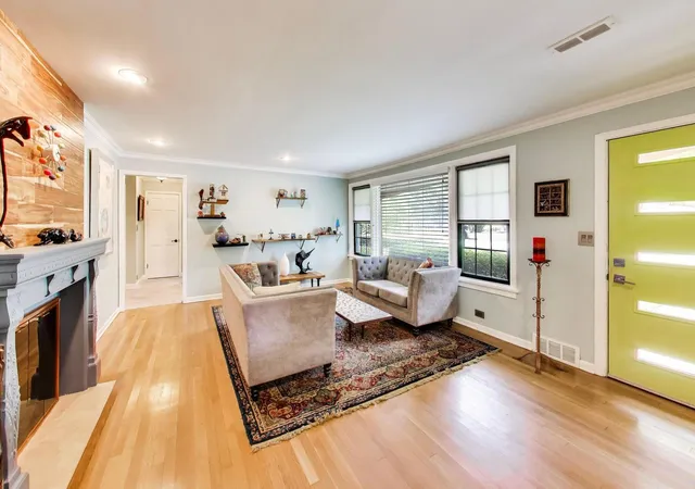 Photo 3 of Sale Pending at 1353 Golf Ave, Highland Park, IL 60035 | MLS# 12733411 | Listing updated on 2026-10-05