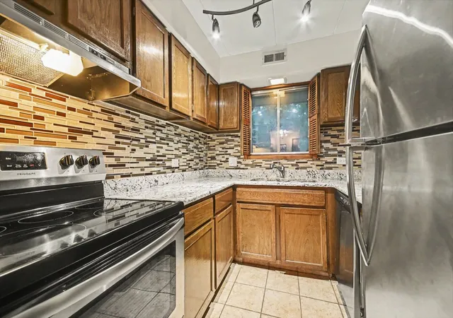 Photo 3 of Condo for sale at 14023 Gail Ln #408, Crestwood, IL 60418 | MLS# 12733452 | Listing updated on 2026-10-08