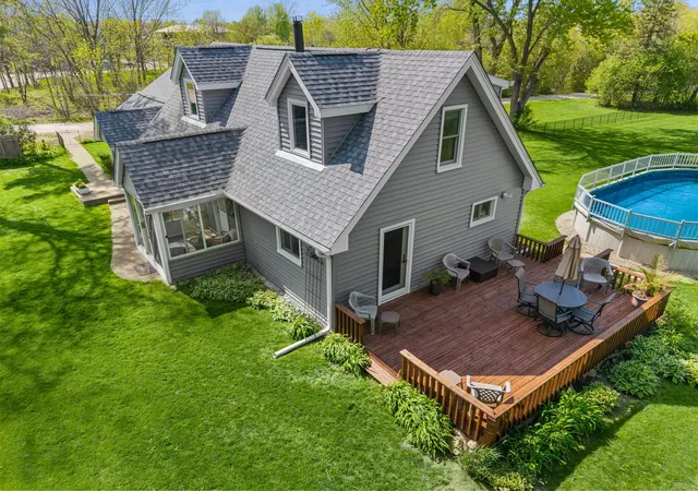 Photo 2 of Single family home for sale at 1080 Cardinal Dr S, Lake Zurich, IL 60047 | MLS# 12734121 | Listing updated on 2026-09-14