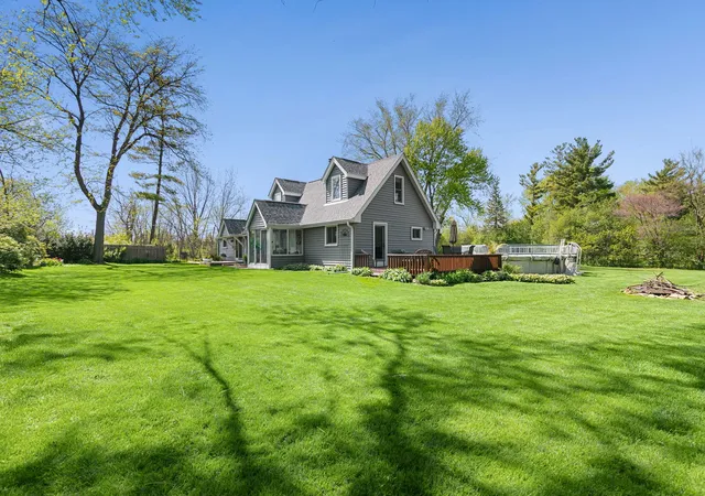 Photo 3 of Single family home for sale at 1080 Cardinal Dr S, Lake Zurich, IL 60047 | MLS# 12734121 | Listing updated on 2026-09-14