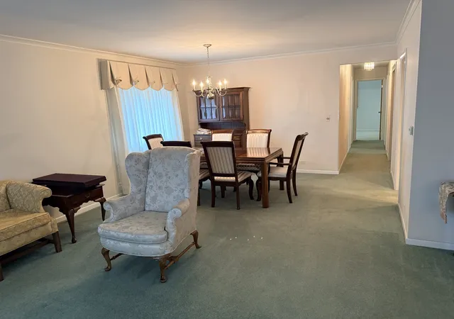 Photo 3 of Single family home for sale at 810 S We Go Trl, Mount Prospect, IL 60056 | MLS# 12734128 | Listing updated on 2026-09-15