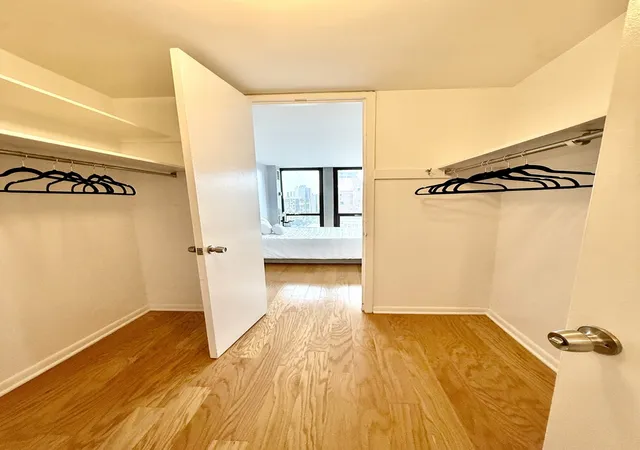 Photo 4 of Condo for sale at 1 E Scott St #1811, Chicago, IL 60610 | MLS# 12734488 | Listing updated on 2026-09-10