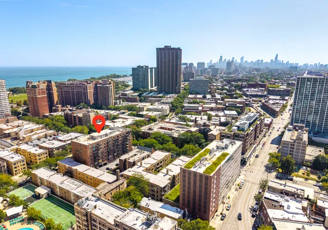 Photo 3 of Condo for sale at 3900 N Pine Grv Ave #808, Chicago, IL 60613 | MLS# 12735656 | Listing updated on 2026-09-11