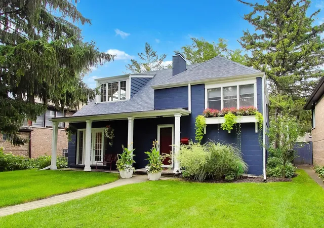 Photo 2 of Single family home for sale at 9439 Lincolnwood Dr, Evanston, IL 60203 | MLS# 12735779 | Listing updated on 2026-09-11