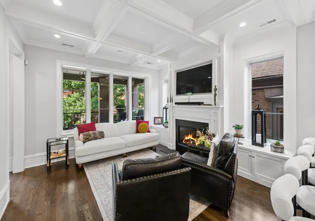 Photo 2 of Condo for sale at 1909 N Bissell St #2, Chicago, IL 60614 | MLS# 12735896 | Listing updated on 2026-09-14