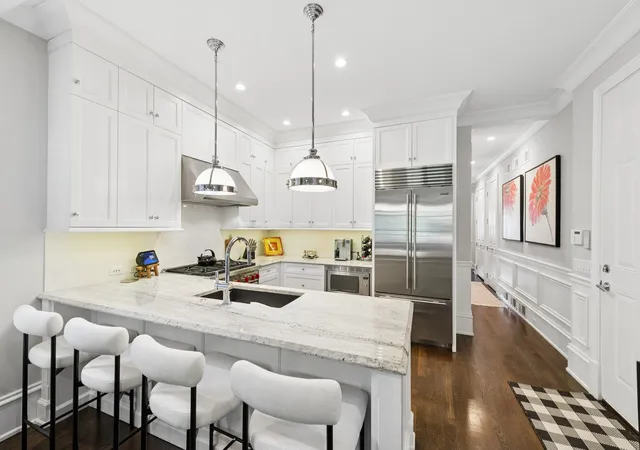 Photo 4 of Condo for sale at 1909 N Bissell St #2, Chicago, IL 60614 | MLS# 12735896 | Listing updated on 2026-09-14