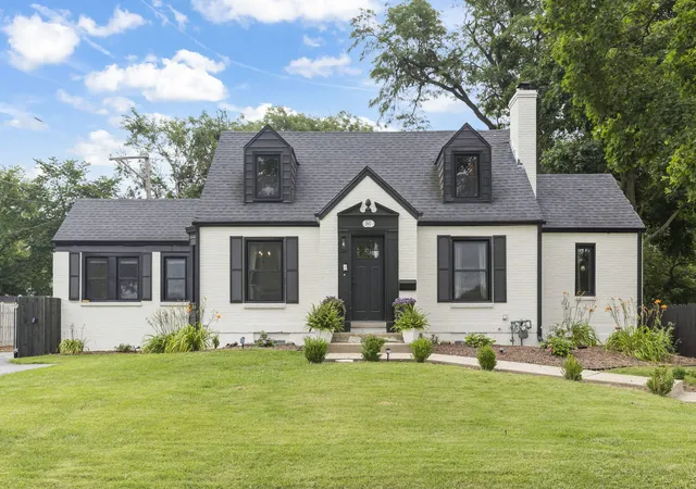 Photo 1 of Single family home for sale at 207 N Main St, Lombard, IL 60148 | MLS# 12735953 | Listing updated on 2026-09-11