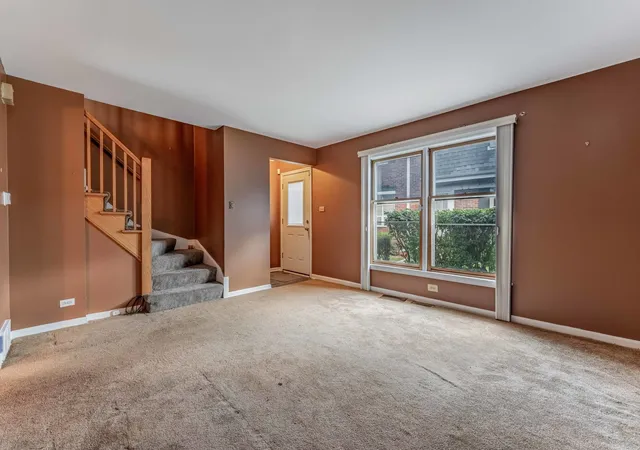 Listing Photo 3 - Condo for sale at Academy Townhomes, Unit A 2314 W 111th Street, Academy Townhomes, Chicago, IL 60643 | Built Year: 1963-1968
