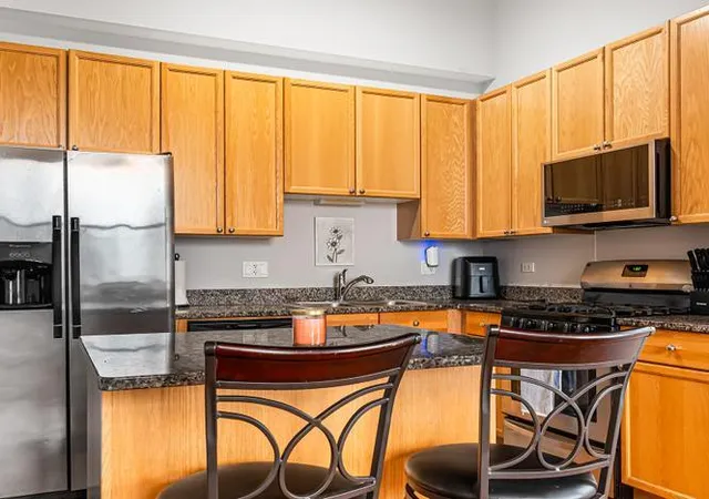 Photo 2 of Condo for sale at 1464 S Michigan Ave #2304, Chicago, IL 60605 | MLS# 12736361 | Listing updated on 2026-09-10