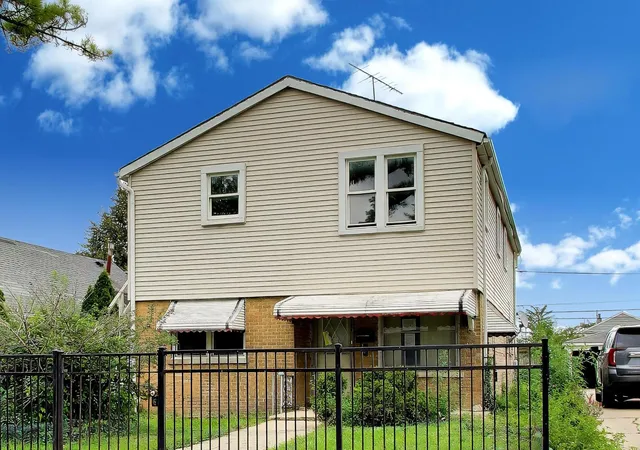 Photo 3 of Sale Pending at 1513 N 32nd Avenue, Melrose Park, IL 60160 | MLS# 12736451 | Listing updated on 2026-09-25